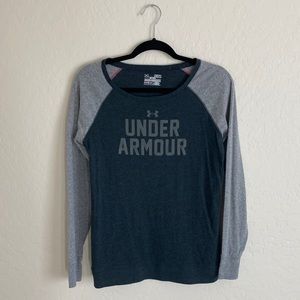 gray under armour scoop neck top